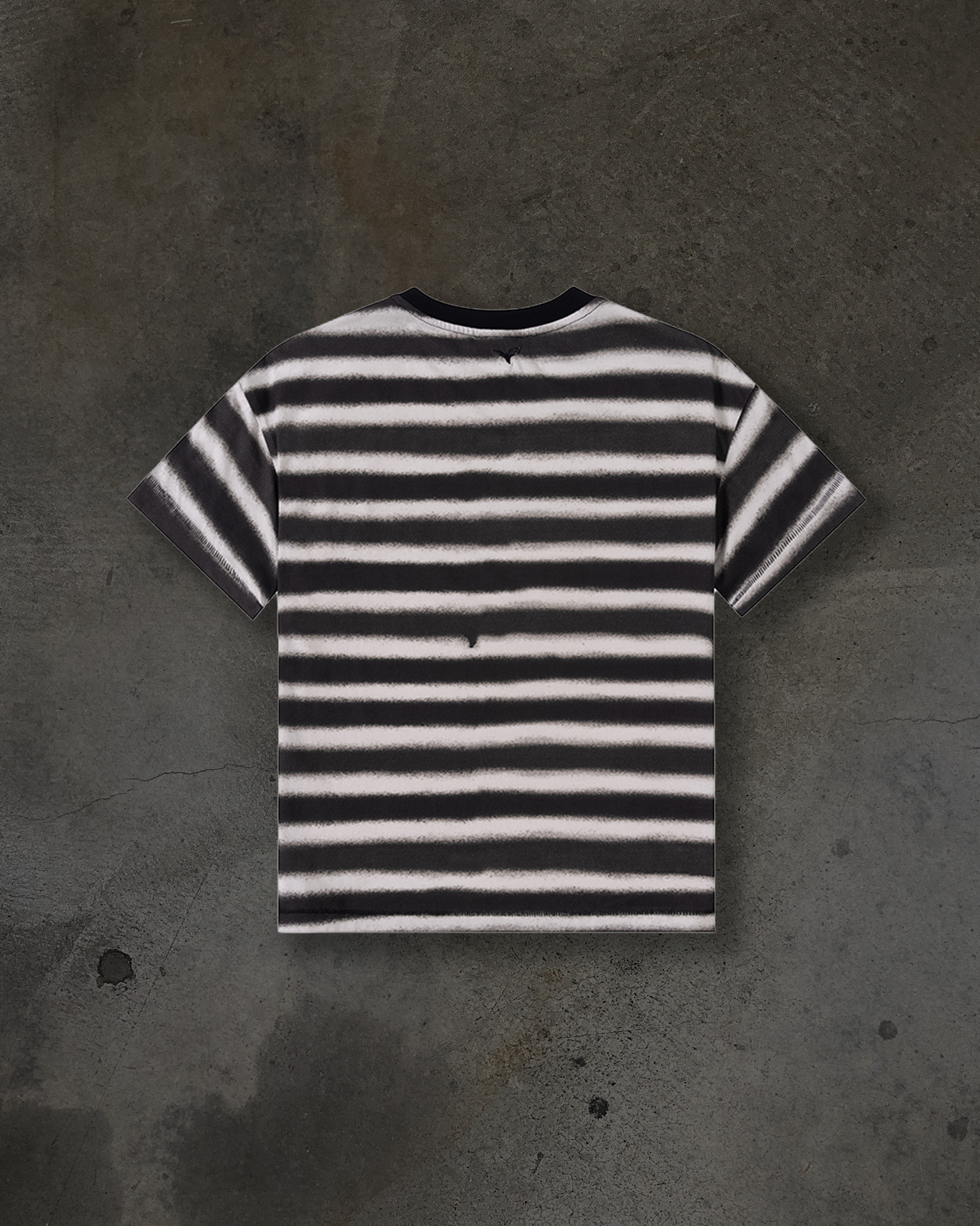 SPRAY TEE (B&W)