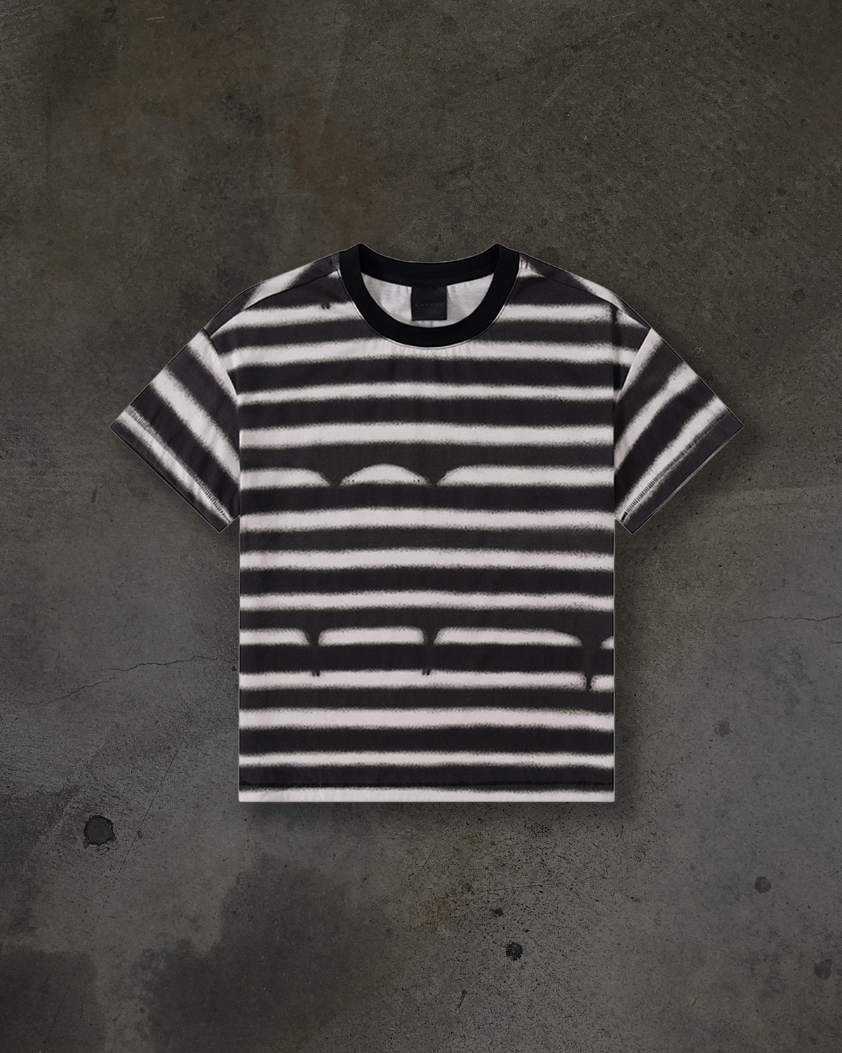 SPRAY TEE (B&W)