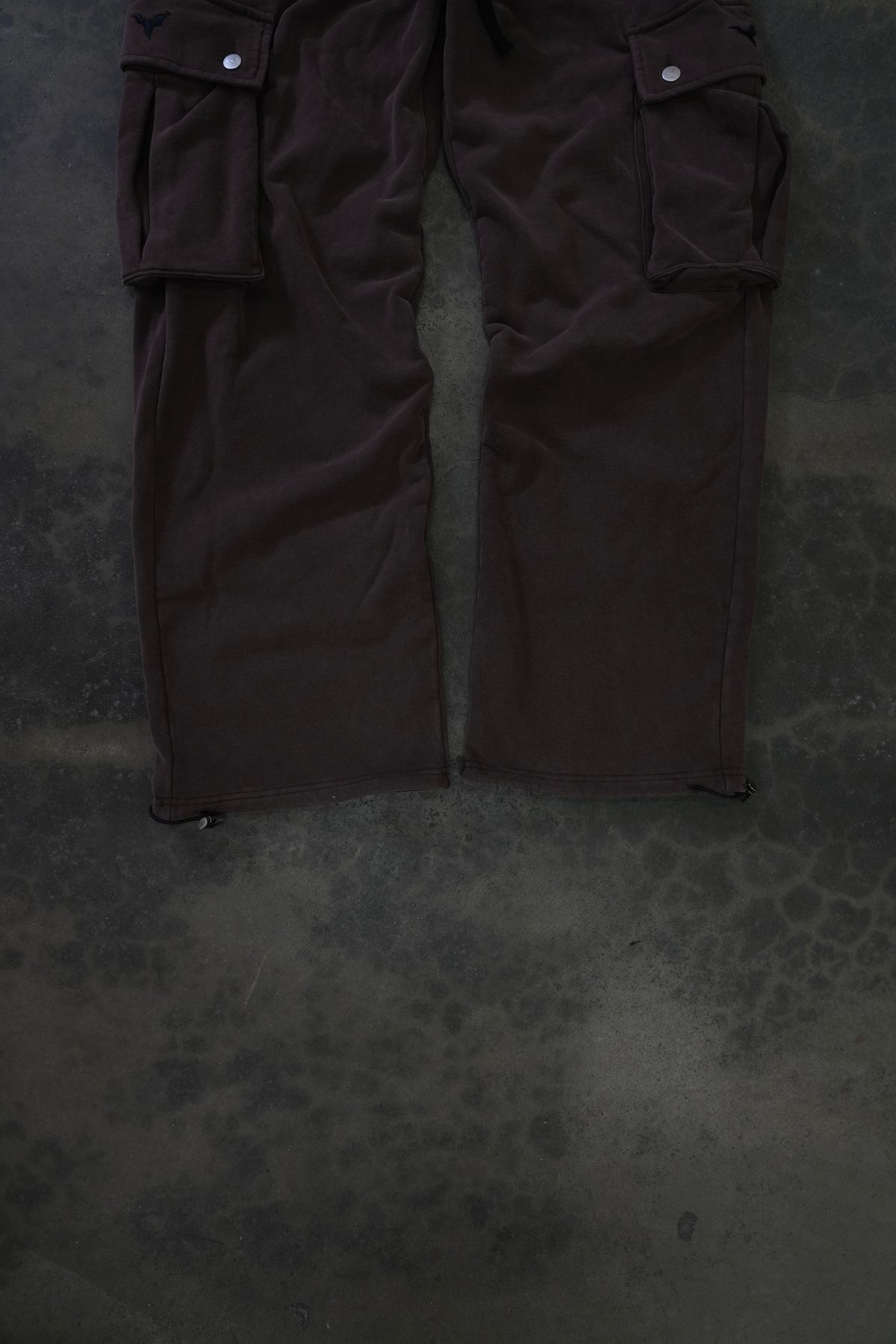 CARGO SWEATS (MOCHA)