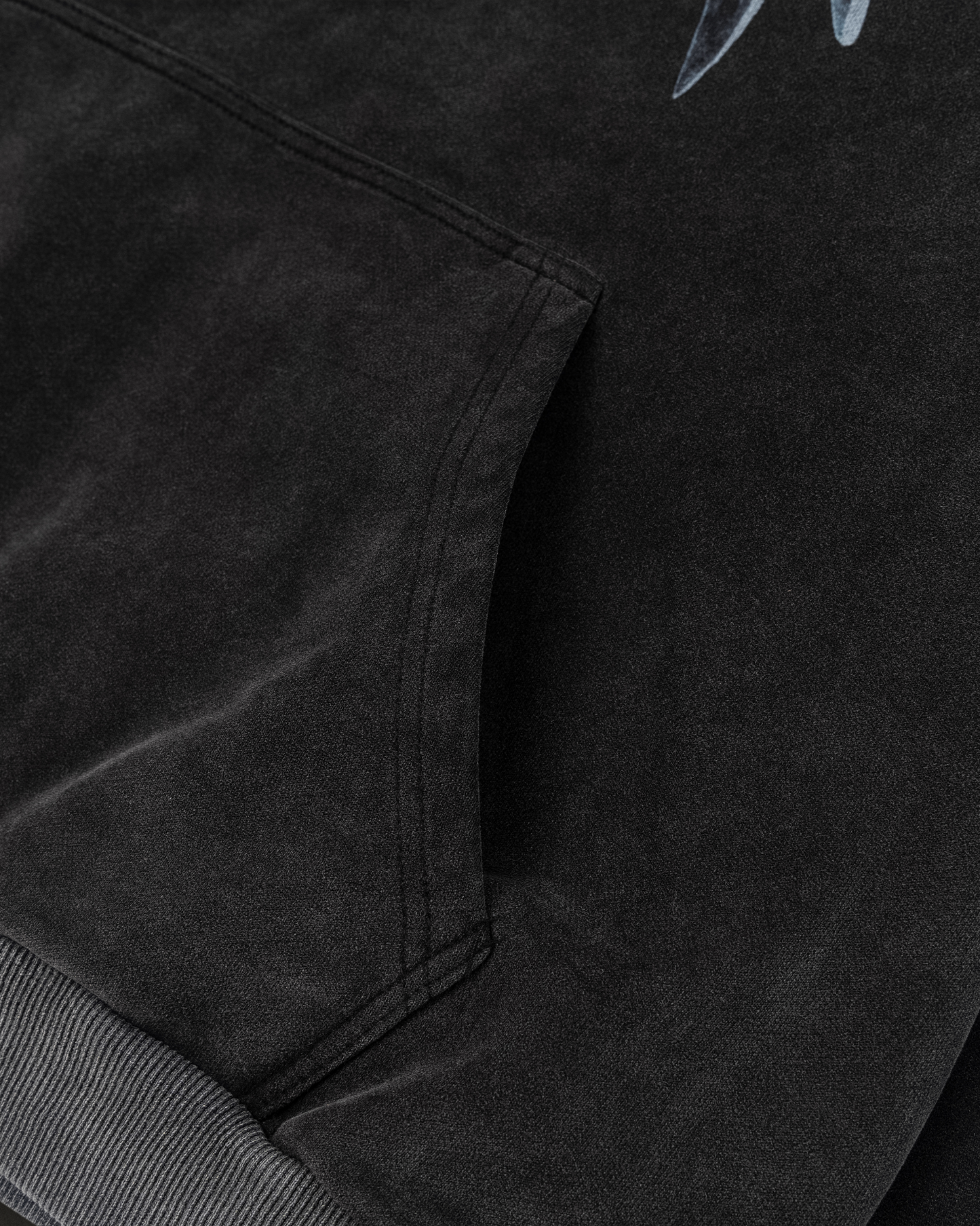 NIGHTMARE PULLOVER (COAL)